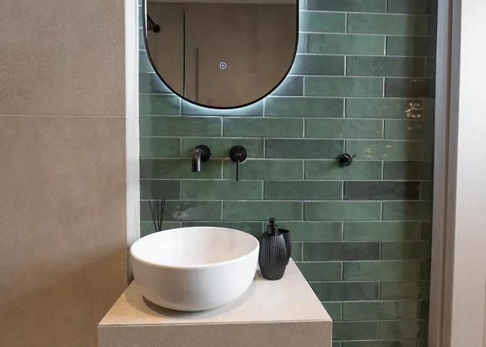 Апартаменти Paizan Homes - Centre *