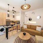 Paizan Homes - Centre 코스 타운