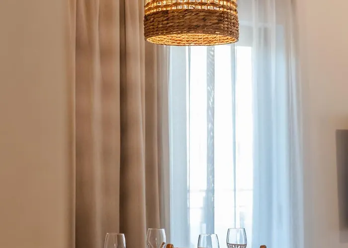 Paizan Homes - Centre