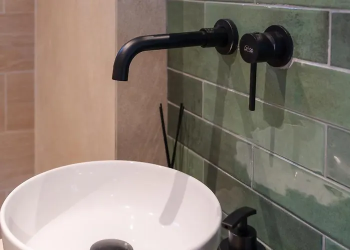 Paizan Homes - Centre Apartmán