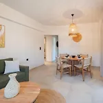 Paizan Homes - Kos Central Stay *