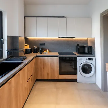 Paizan Homes - Kos Central Stay Διαμέρισμα *